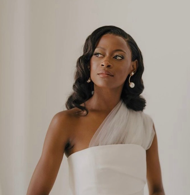 Side-Parted Medium Curls