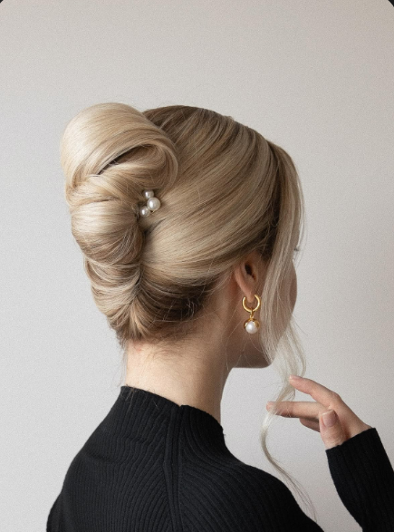 Messy Textured French Roll