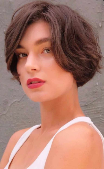 Classic Ear-Length Bob with Layers